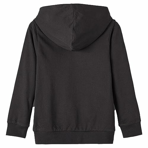 Achterkant van een zwarte hoodie met capuchon.