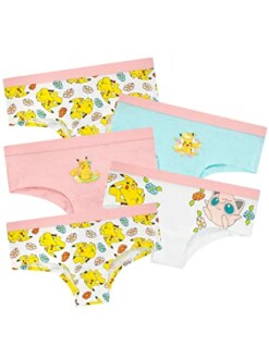 Set van meisjesondergoed met Pokémonthema in verschillende kleuren en ontwerpen.